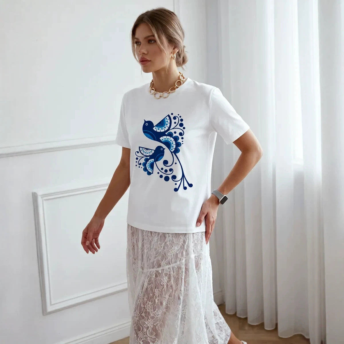 Loose round neck short sleeved T-shirt for women
