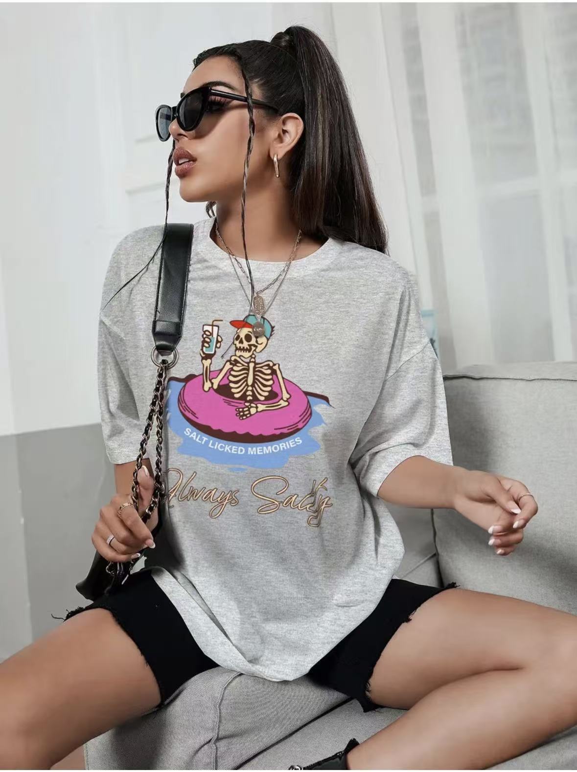 Loose round neck short sleeved top for women