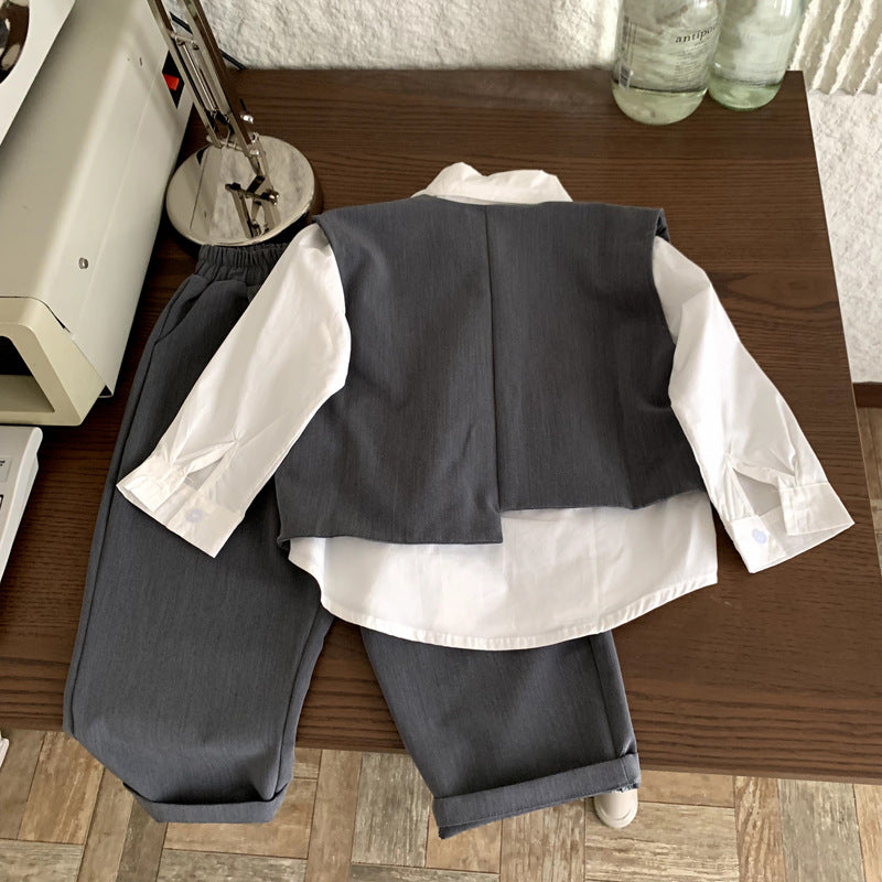 Two piece autumn suit for children and boys
