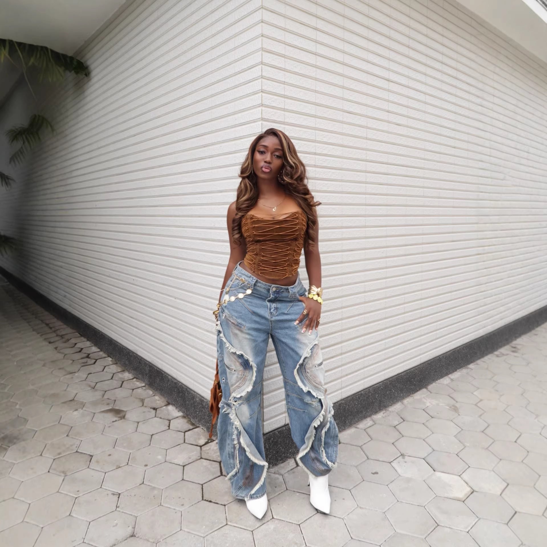 Heavy-duty Wave Frayed Ripped Knife-edge Jeans