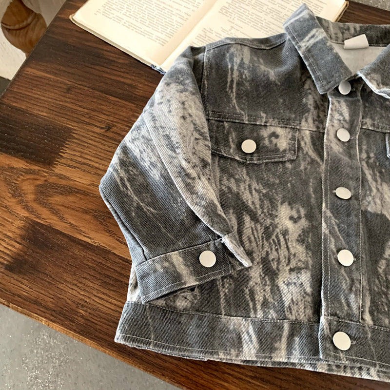 Vintage outerwear for vintage baby jeans