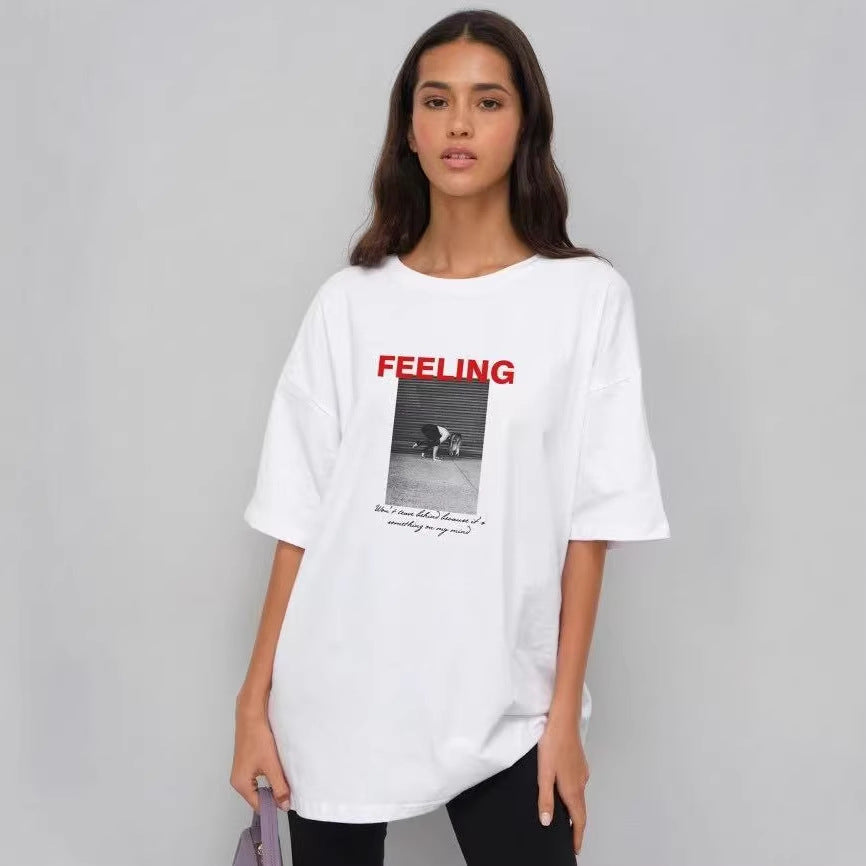 Short sleeved T-shirt with letter pattern for women