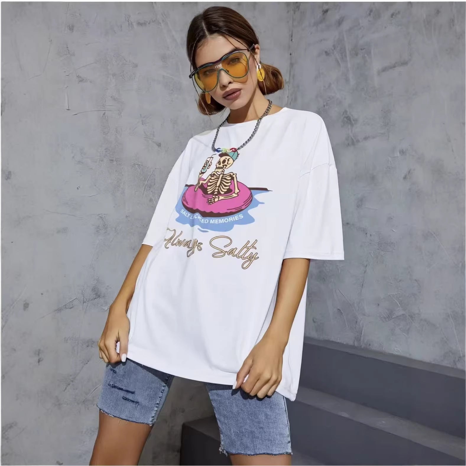 Loose round neck short sleeved top for women