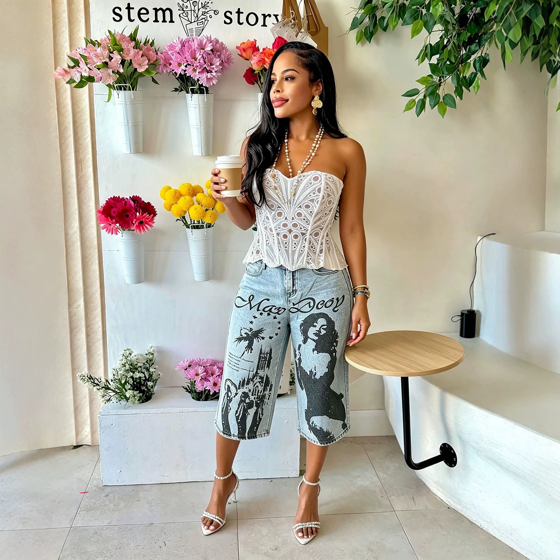 Streetwear Character Graffiti Print Seven-Eighth Denim Pants