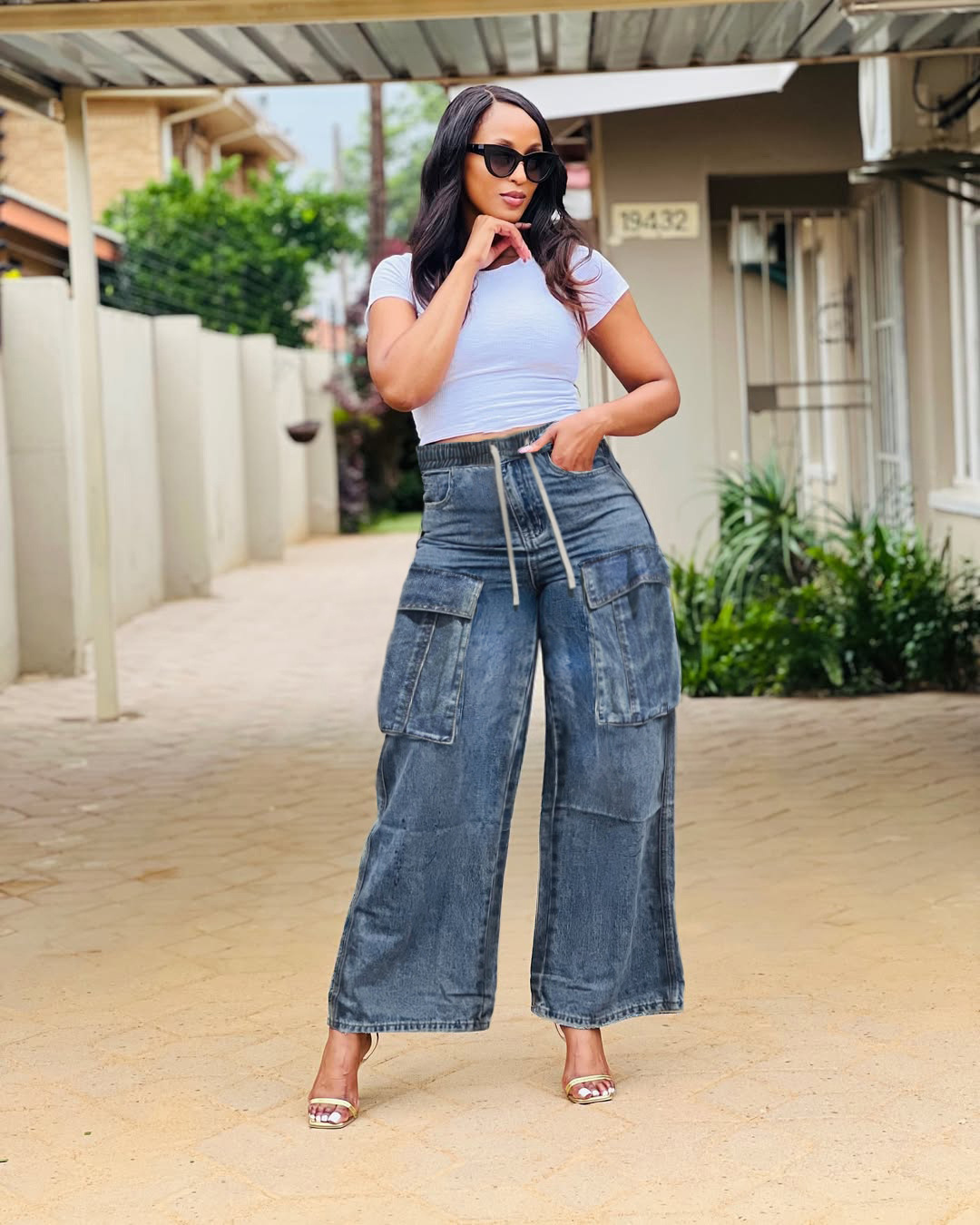Street Style Wide Leg Cargo Women's Jeans